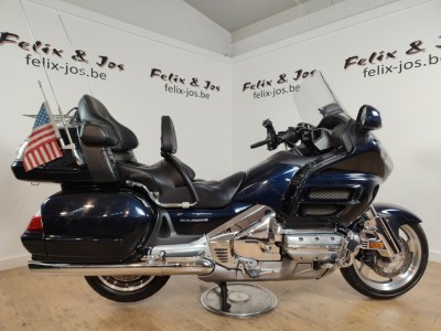 GOLDWING GL1800 DELUXE - 2011